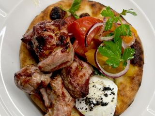 Шашлик зі Свинини з Фокаччо  з соусом Whisky BBQ (450g)