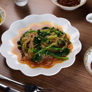 Фунчёза со шпинатом 