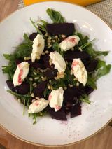 Свекла с козьим сыром