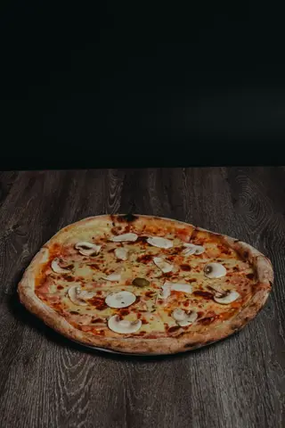 Funghi pizza srednja