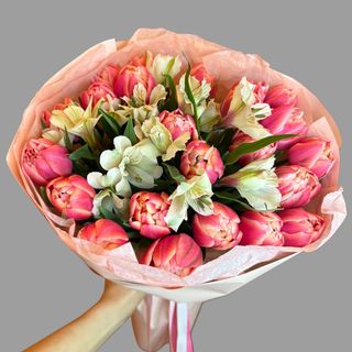 Bukiet pięknych tulipanów 