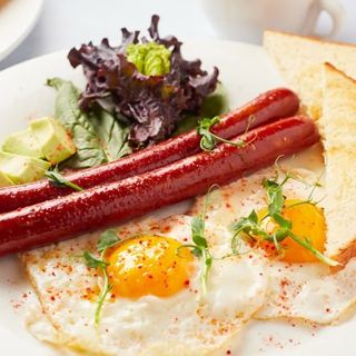 Яєчня з ковбасками (200/30г)