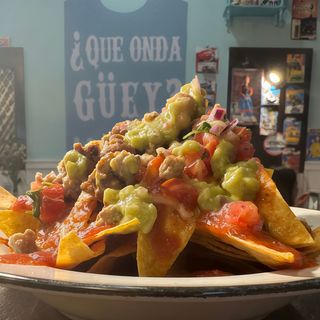 Nachos Frijoleros