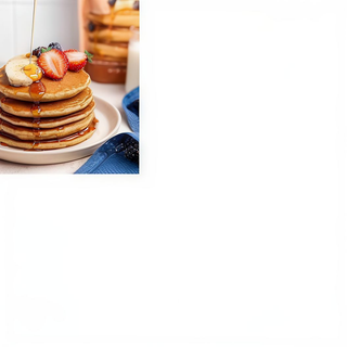 Pancake Con Fruta Y Salsa