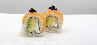 Smoked salmon roll