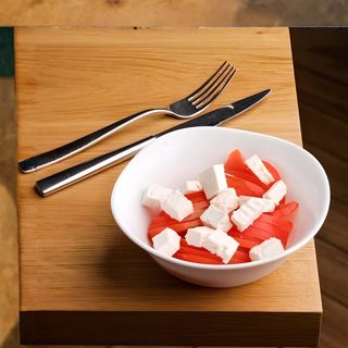 Salată de roşii cu telemea