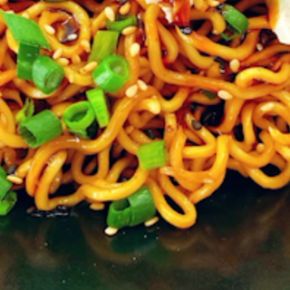 Yakisoba Con Gambas (500 Cc.)