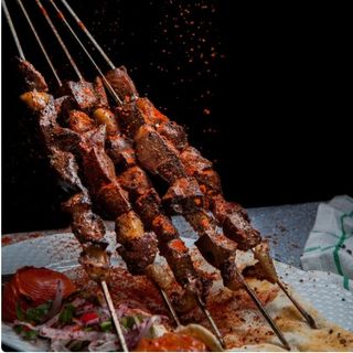 Plato de pinchitos morunos ternera (halal)