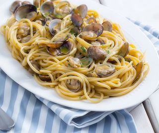 144 Spaghetti alle vongole