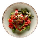 Салата България отвръща на кулинарното предизвикателство