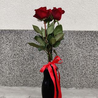 3 бр. червени рози