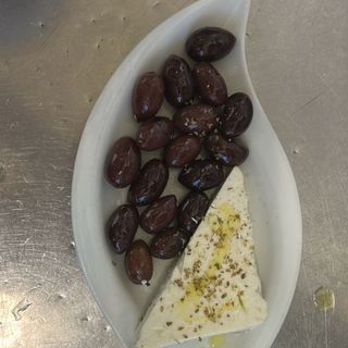 11. Feta e olive di Kalamata