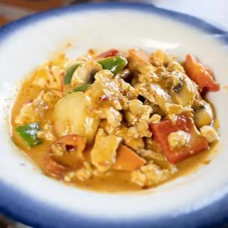 chicken with green curry sauce