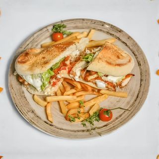 Sendvič sa tunjevinom