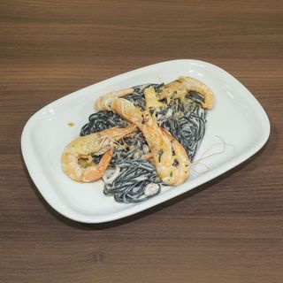 37. Esparguete Nero Gambas Berbigão