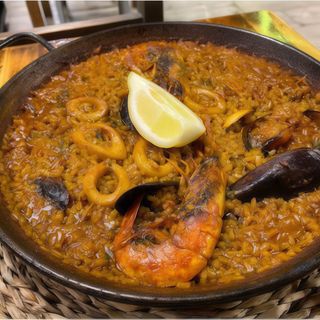 Paella De Mariscos