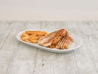 Cubano de carne res desmechada