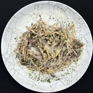 Trofie con tartufo e guanciale