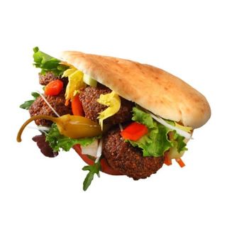 Menú Pita Falafel Con Patatas  Y Bebida