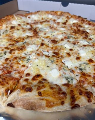 Pizza Quattro Fromaggio