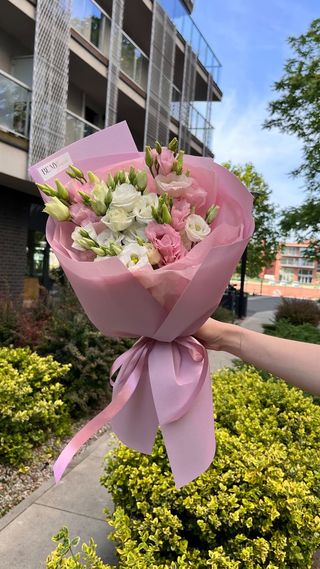 Bukiet eustomy «Quiet Hug»