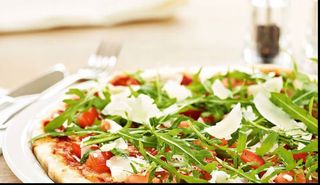 Pizza Clásica Reina (28 cm.)