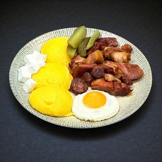 Tochitura Moldoveneasca