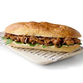 Baguette Steak & Caramelised Onion