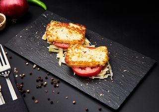 Halloumi la grill