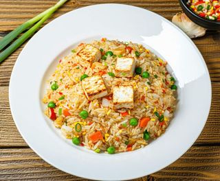 Ryż smażony z tofu