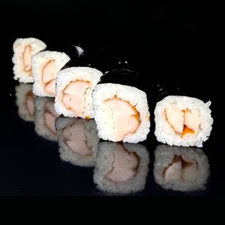 Рол макі з копченою куркою (140г)