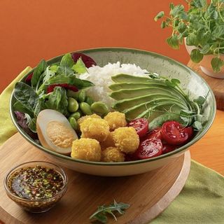 Боул з чікен попкорном