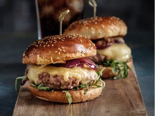 Burger montagnard - Frites