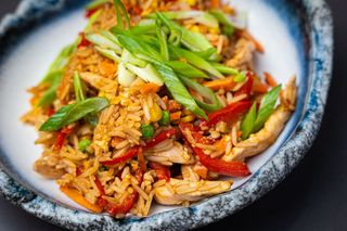 Orez chinezesc cu pui