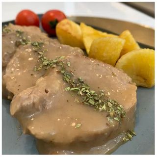 Solomillo En Salsa De Vino Blanco