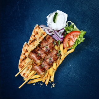 Portie medie souvlaki bacon pui