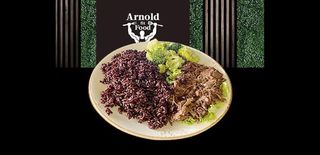 Дърпано телешко месо (180г) с две гарнитури по избор (450г)