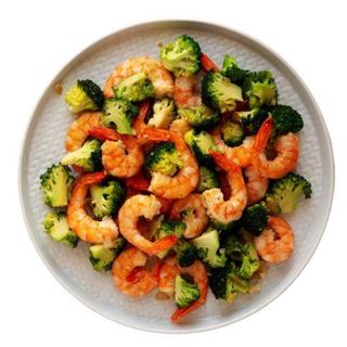 Wok de langostino con verduras