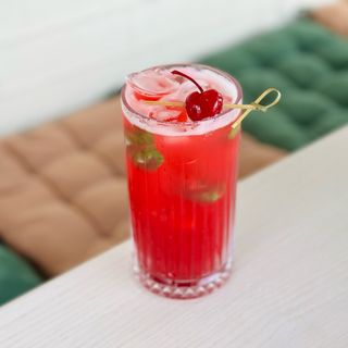 Вишневий лимонад (400 мл)