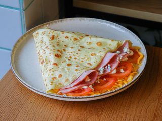 Млинець з шинкою та сиром (300g)