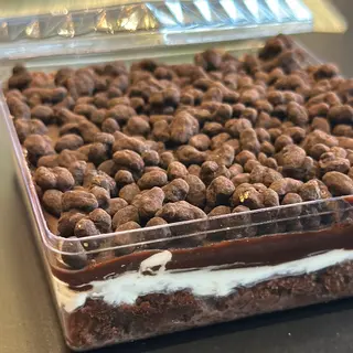 AHMED CAKE BOXE