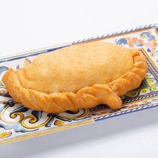 Pidone con prosciutto cotto e formaggio