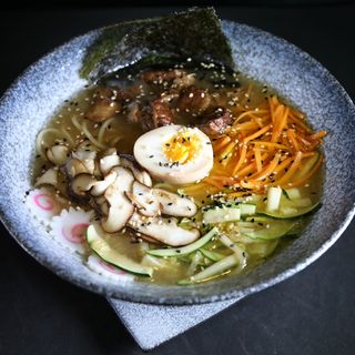 46.Ramen Hansik Con Falda Ternera