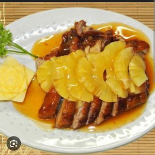 PATO CON SALSA NARANJA