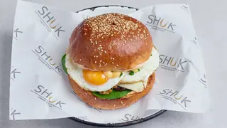 Burger śniadaniowy