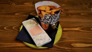 Frites belgiques cu 3 sosuri homemade