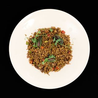 Prženi basmati pirinač sa biftekom