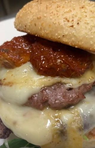 Burger Provolone