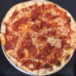 Pizza Salami Spianata Picante (33 Cm.)