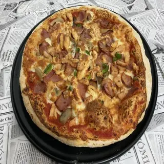 Pizza De Pollo (Mediana)